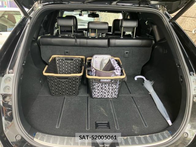 Toyota HARRIER 2018-06 7616812-12