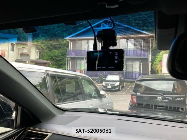 Toyota HARRIER 2018-06 7616812-23