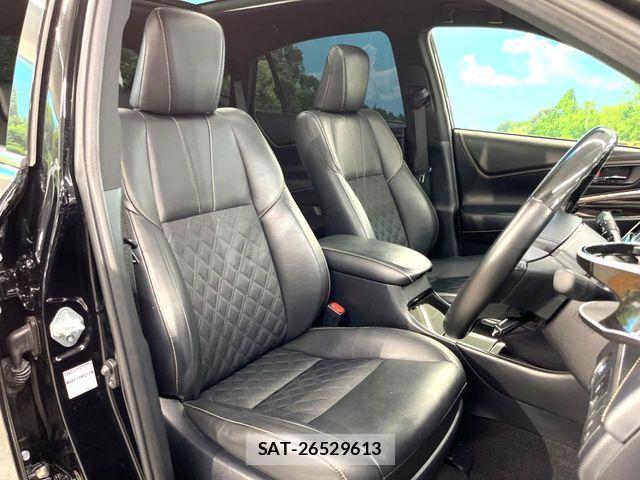 Toyota HARRIER 2017-06 7616816-7