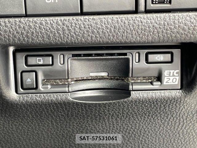 Toyota HARRIER 2023-06 7616808-6