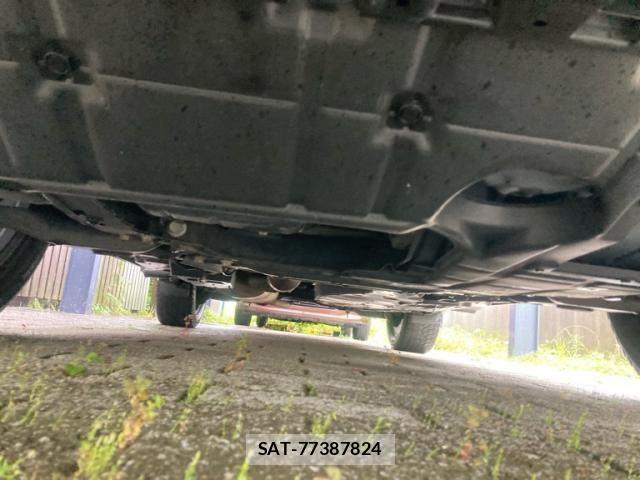 Toyota HARRIER 2015-03 7616837-12