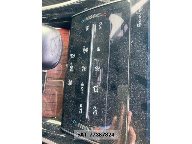 Toyota HARRIER 2015-03 7616837-21