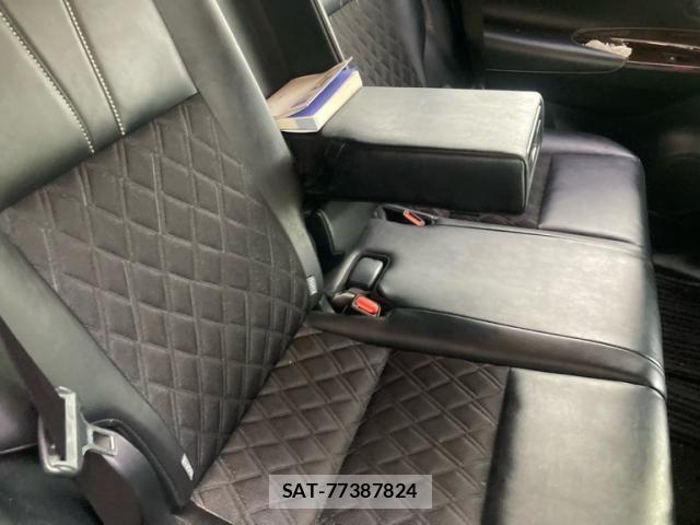 Toyota HARRIER 2015-03 7616837-25