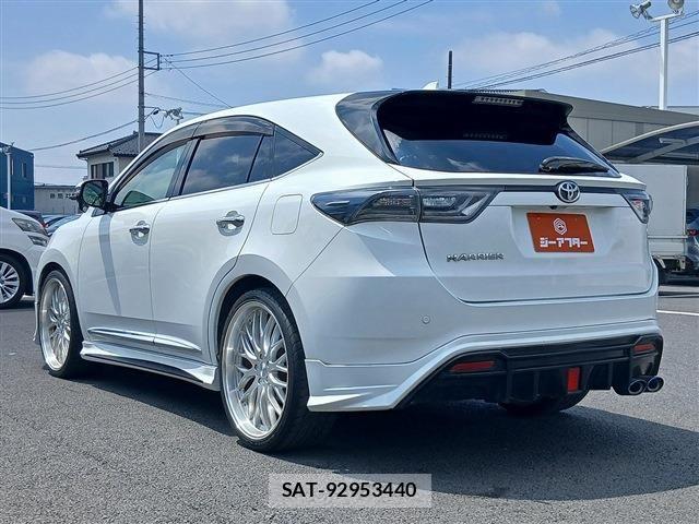Toyota HARRIER 2015-01 7616833-22