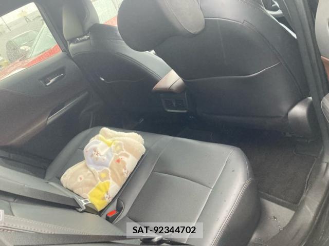 Toyota HARRIER 2023-04 7616789-15