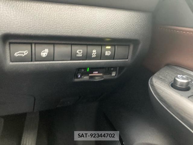 Toyota HARRIER 2023-04 7616789-21