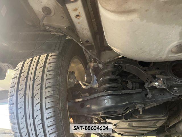 Toyota HARRIER 2014-08 7723734-19