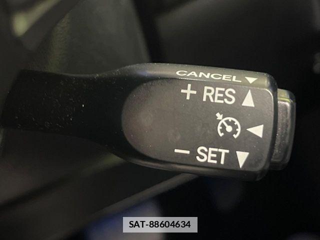 Toyota HARRIER 2014-08 7723734-5