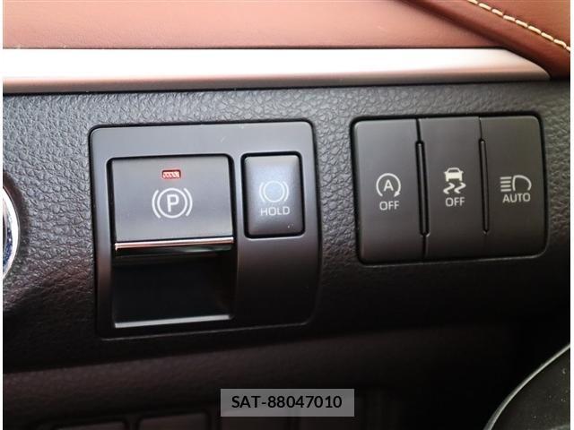 Toyota HARRIER 2018-03 7785271-11