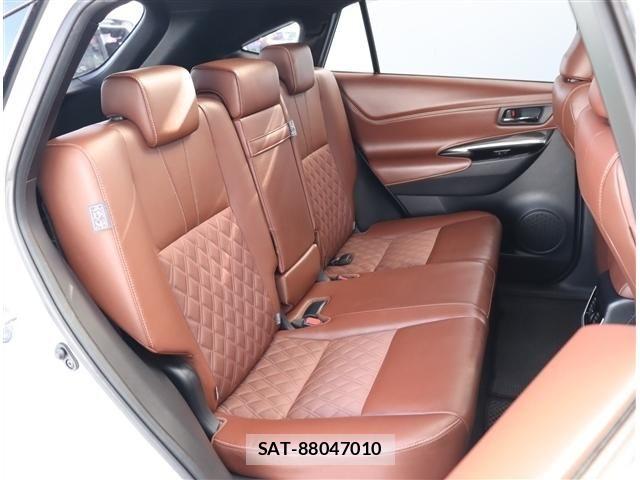 Toyota HARRIER 2018-03 7785271-13