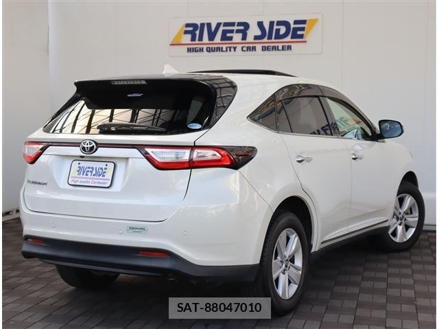 Toyota HARRIER 2018-03 7785271-2