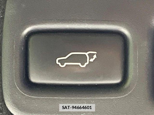 Toyota HARRIER 2018-04 7785272-6
