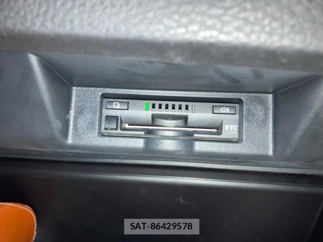 Toyota HARRIER 2018-10 7785261-26