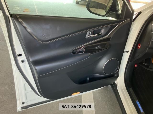 Toyota HARRIER 2018-10 7785261-27