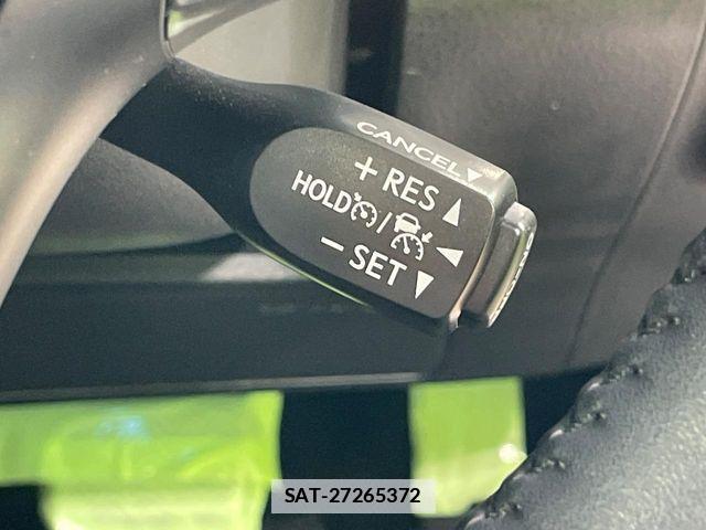 Toyota HARRIER 2018-03 7785282-6