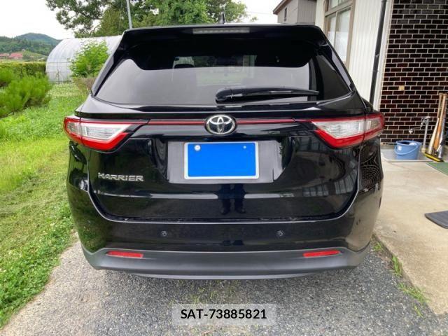 Toyota HARRIER 2018-08 7876666-10