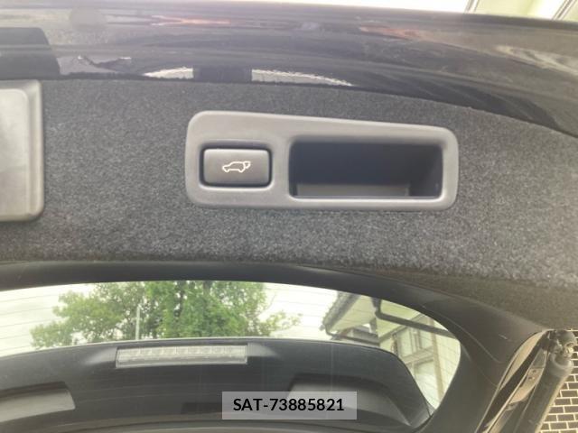 Toyota HARRIER 2018-08 7876666-15