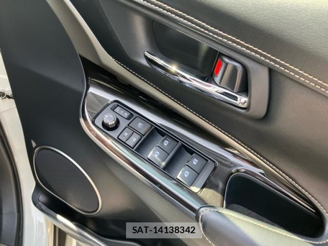 Toyota HARRIER 2018-11 7876663-13