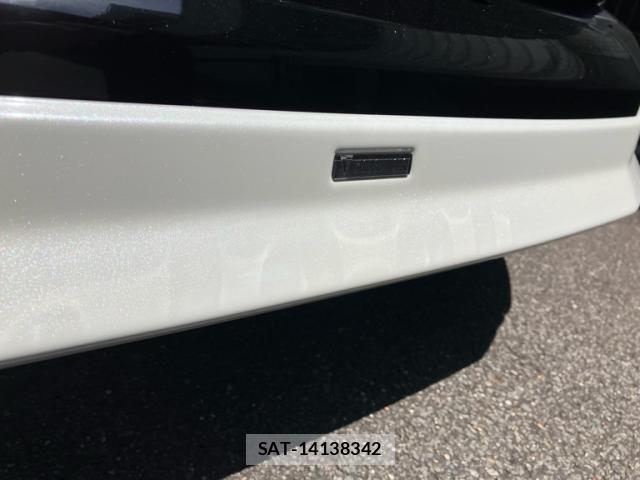 Toyota HARRIER 2018-11 7876663-2