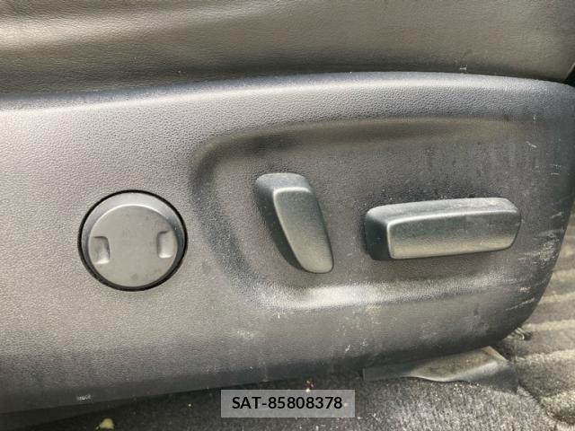 Toyota HARRIER 2017-07 7876669-12
