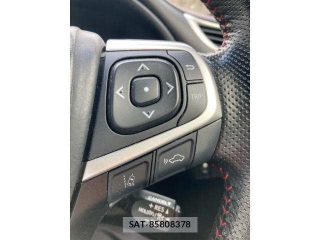 Toyota HARRIER 2017-07 7876669-17