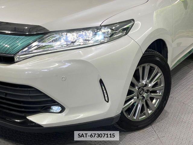 Toyota HARRIER 2018-04 7876667-11