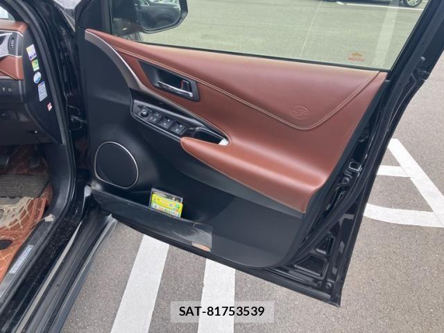 Toyota HARRIER 2018-07 7902673-11