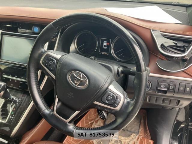 Toyota HARRIER 2018-07 7902673-14