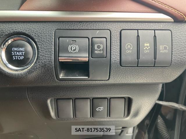 Toyota HARRIER 2018-07 7902673-17
