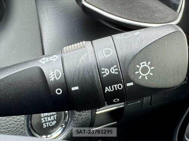 Toyota HARRIER 2017-07 7961893-21