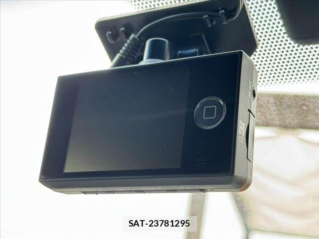 Toyota HARRIER 2017-07 7961893-26