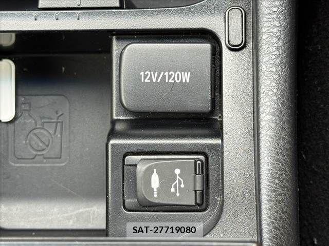 Toyota HARRIER 2020-02 7961891-27
