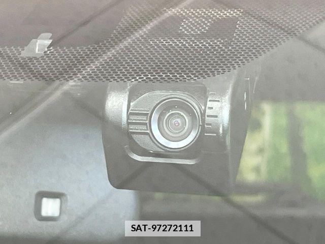 Toyota HARRIER 2017-11 7961894-5