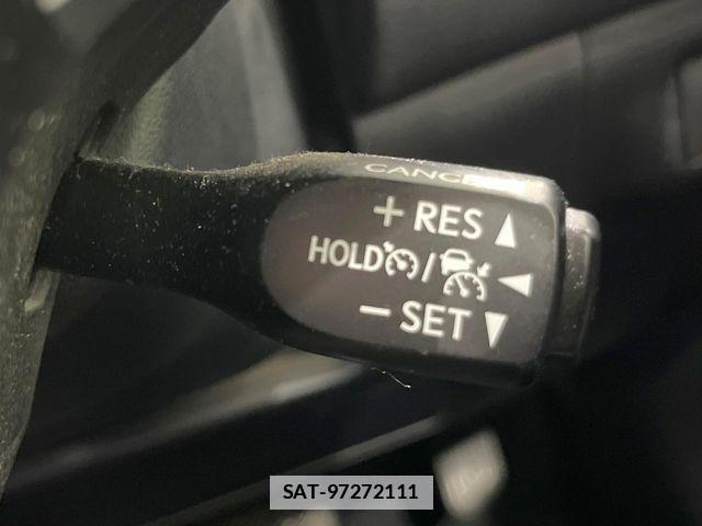 Toyota HARRIER 2017-11 7961894-6