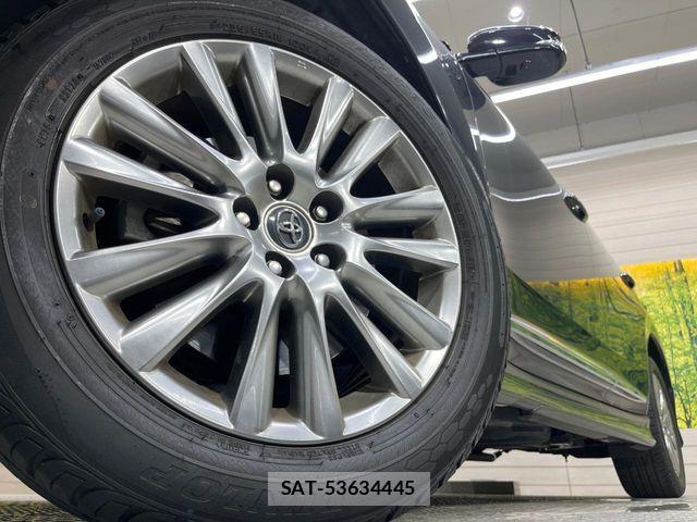 Toyota HARRIER 2017-08 7961889-12
