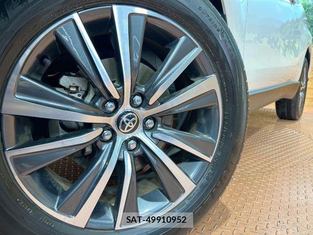 Toyota HARRIER 2024-03 7961875-12