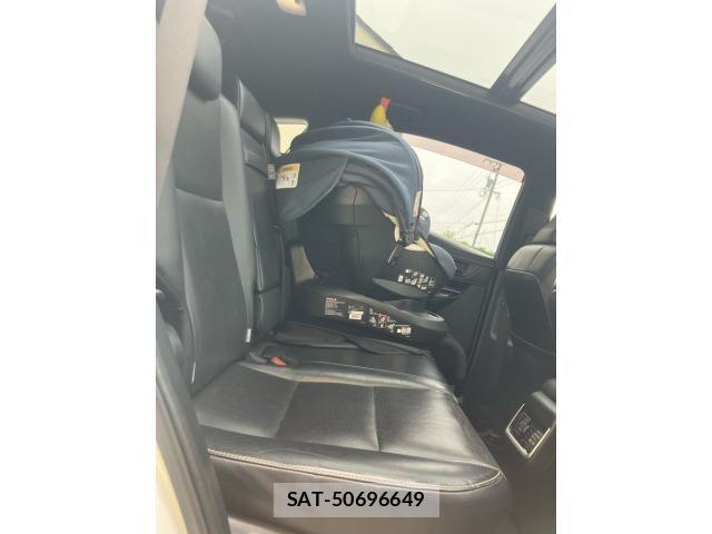 Toyota HARRIER 2017-07 7961888-12