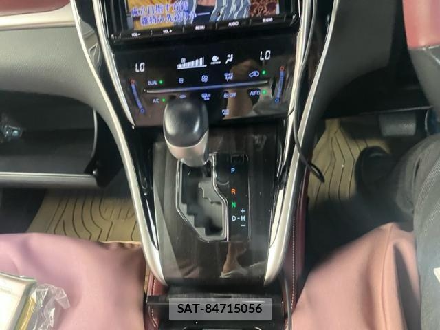 Toyota HARRIER 2017-06 7961886-15