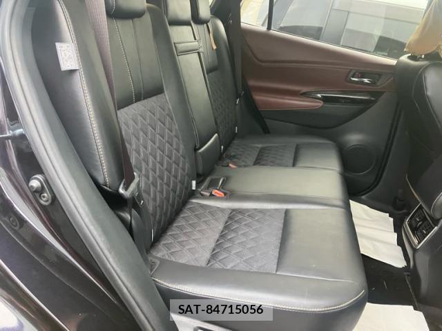 Toyota HARRIER 2017-06 7961886-20
