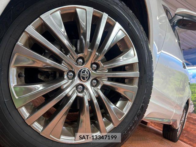 Toyota HARRIER 2024-09 7961862-12