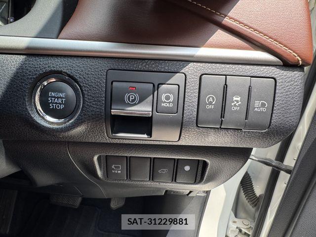 Toyota HARRIER 2018-01 7979368-19