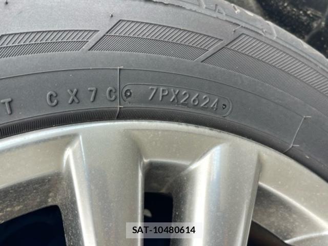 Toyota HARRIER 2019-06 7979358-11