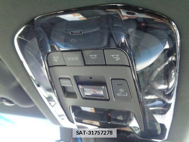 Toyota HARRIER 2020-08 7979359-23