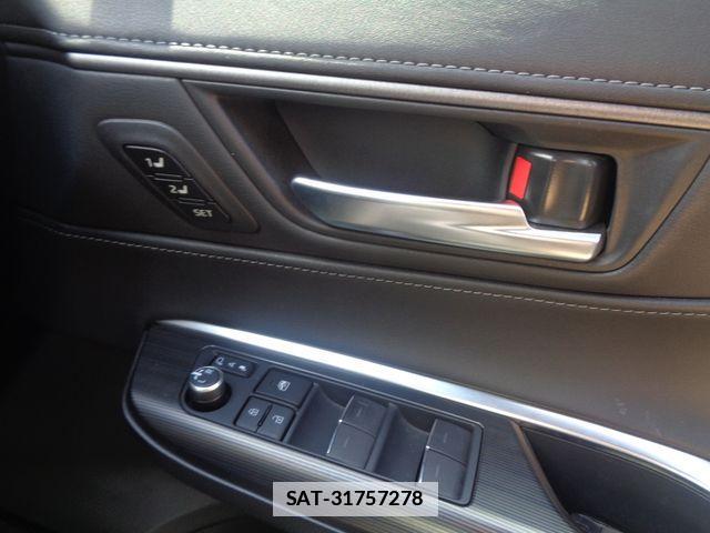 Toyota HARRIER 2020-08 7979359-24