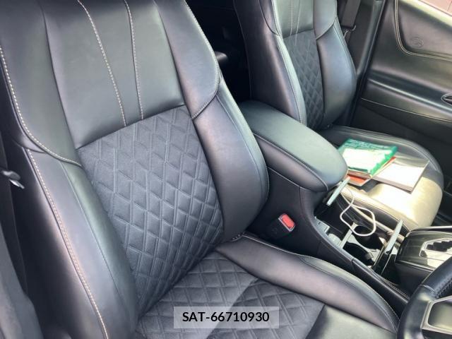 Toyota HARRIER 2018-05 7979369-13