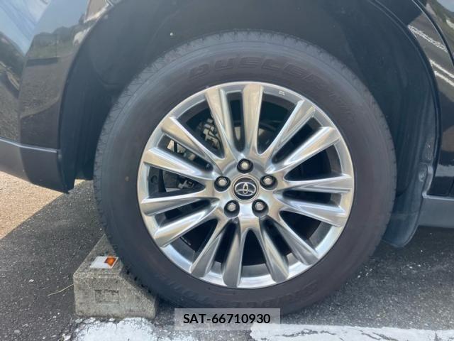 Toyota HARRIER 2018-05 7979369-6