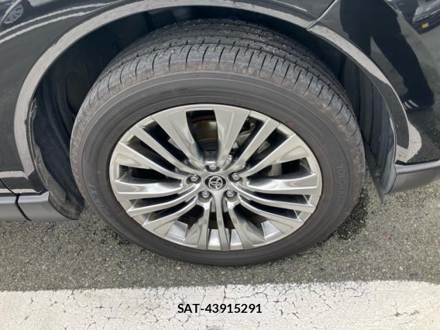 Toyota HARRIER 2022-02 7979355-1