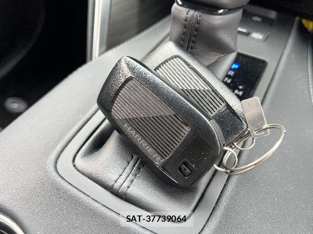 Toyota HARRIER 2024-11 7979351-24