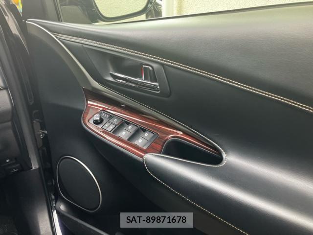 Toyota HARRIER 2014-03 8035792-12