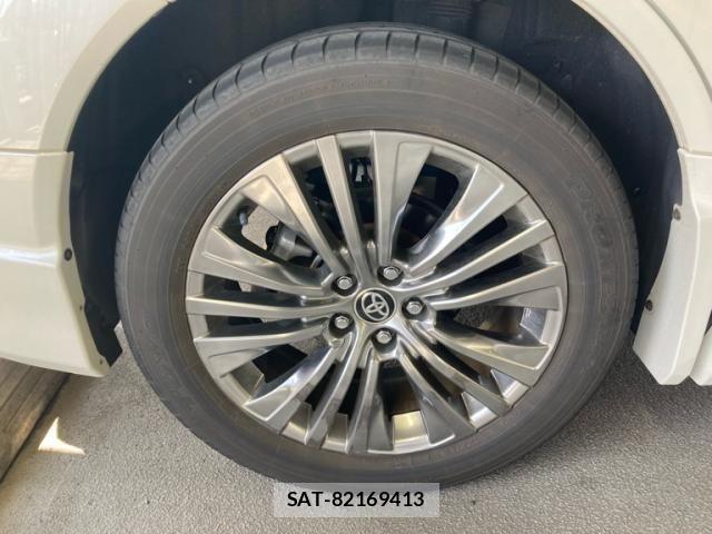 Toyota HARRIER 2021-08 8035766-12